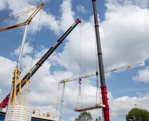 Autokrane Schares Brückenbau Einsatz zwei LTM 1500 Emmerich Krane Liebherr 500 to