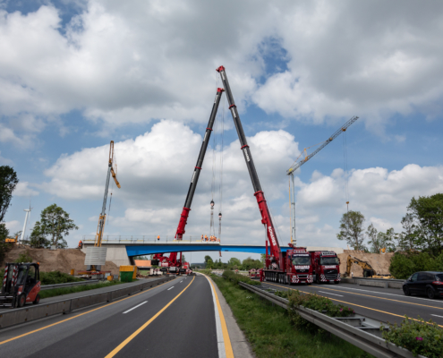 Autokrane Schares Brückenbau Einsatz zwei LTM 1500 Emmerich Krane Liebherr 500 to