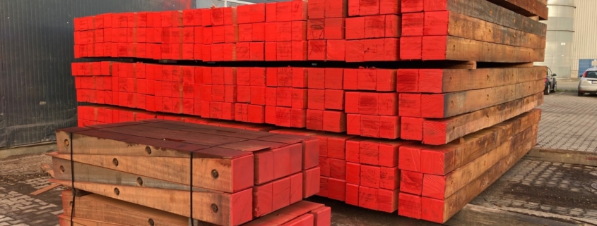 Baggermatten und zugehörige Baggermattenkeile aus Hartholz