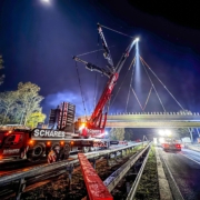 Autokrane Schares, Kraneinsatz A3 Emmerich, Schnellbaubrücke A3, 100-Tonnen-Fertigteilträger, Liebherr LTM 1650-8.1, Schwerlastkran Einsatz, HEITKAMP Unternehmensgruppe, Brückenbau Kranarbeiten, Sperrpause Autobahn, Mobilkran 650 Tonnen