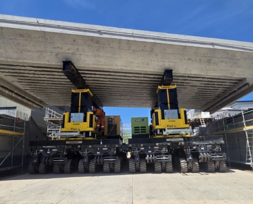 Jackupsystem, JS250, Enerpac, SPMT, Cometto MSPE, Schwerlasttechnik
