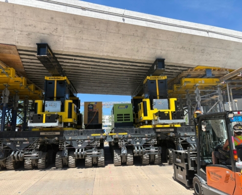 Jackupsystem, JS250, Enerpac, SPMT, Cometto MSPE, Schwerlasttechnik