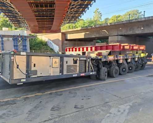 A4 Frechen, Brückenbau, Brückenüberbau, Überbaueinbau, Brückeneinhub, Tandemhub, Mobilkran, Liebherr LTM 1650-8.1, Liebherr LTM 1150-5.3, SPMT, Schwerlasttransport, Schwerlasthub, Autokrane Schares, Infrastruktur, Sperrpause, Brückenmontage, Projektlogistik, Kranengineering, Baustraße, Verschubtechnik, Großkran, Kranlogistik, Brückenprojekt, Heavy Lift, Straßenbau